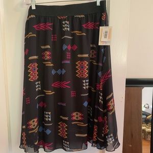 Never worn Lularoe XL Lola skirt